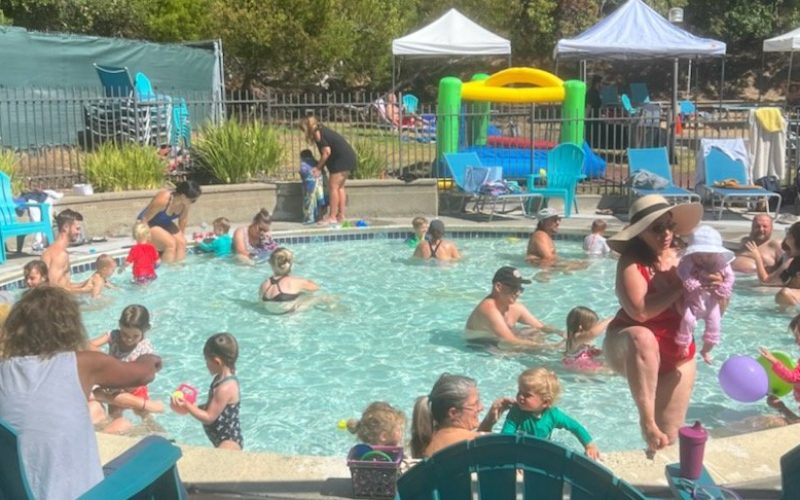 Tot-Pool-Party-at the JCC